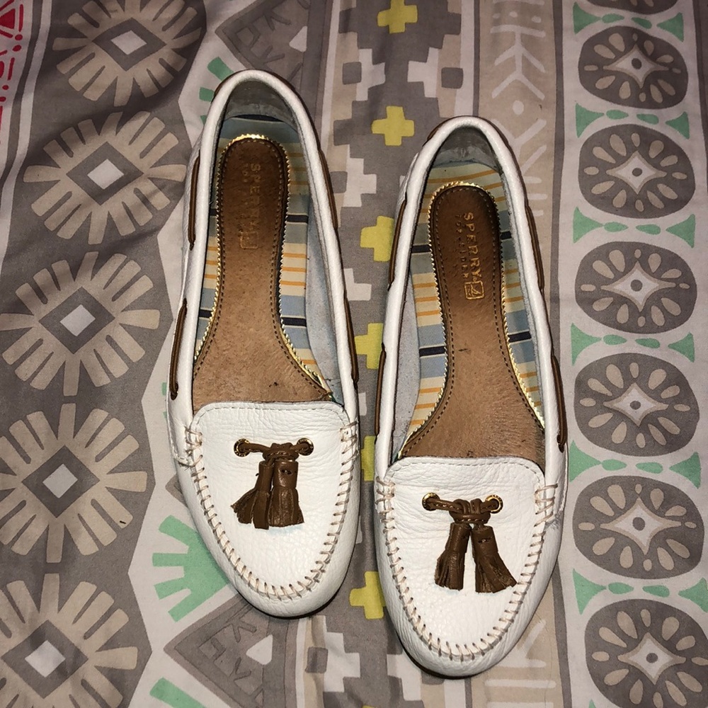 Women’s vintage Sperry’s